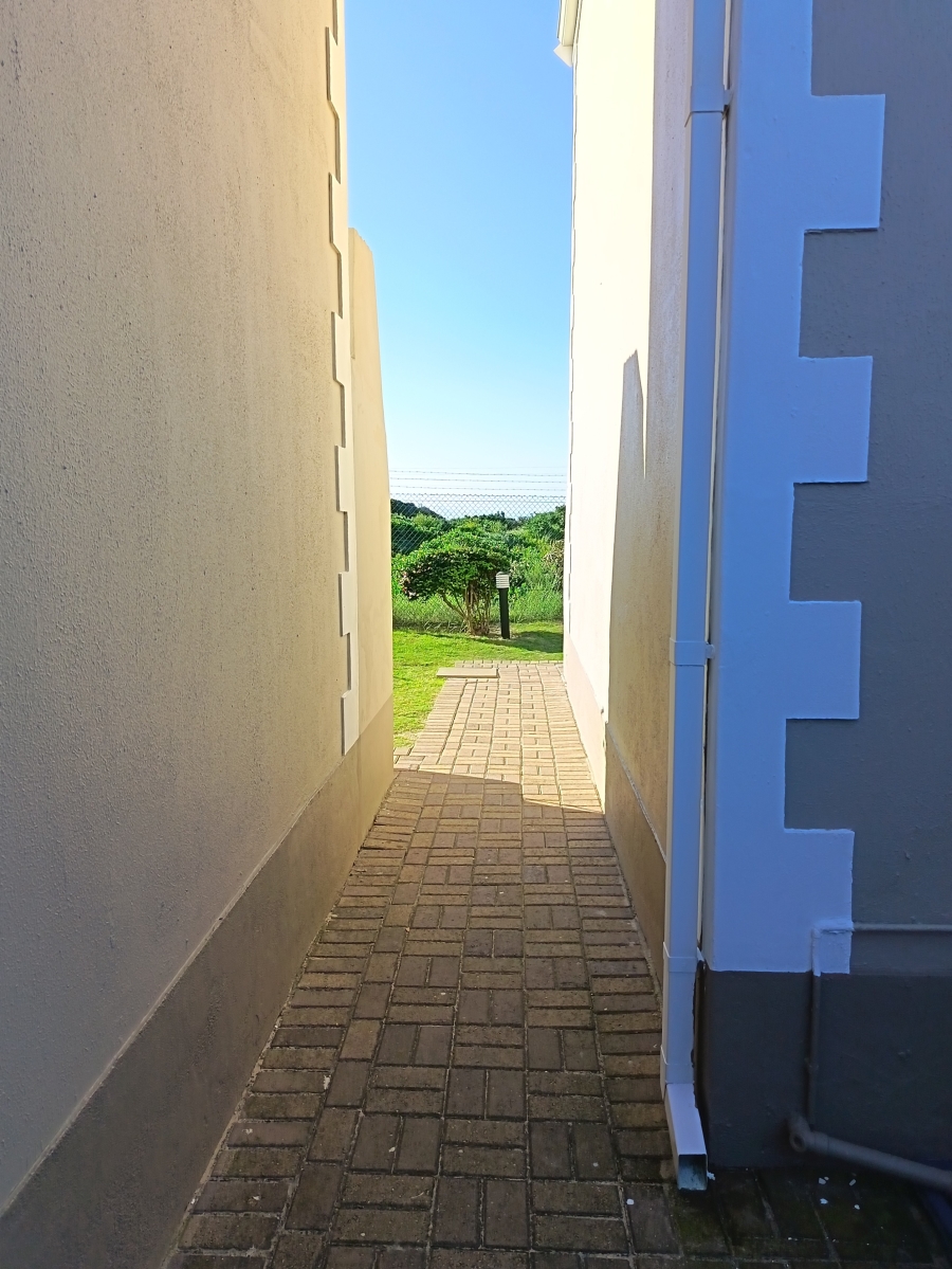 3 Bedroom Property for Sale in Marina Martinique Eastern Cape